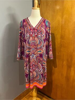 Laundry By Shelli Segal Purple Paisley V-Neck Dress with Orange Accent